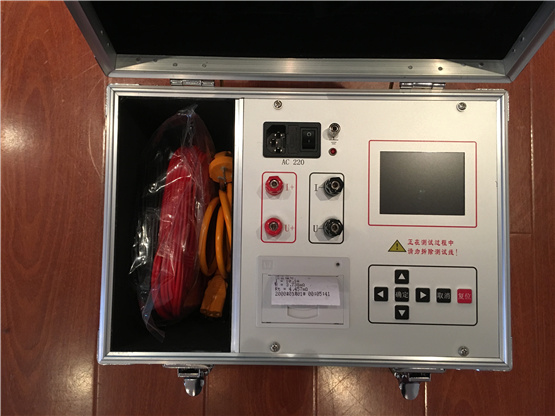 LCZZ-10變壓器直流電阻測試儀用于，繞組的直流電阻測量是變壓器的例行試驗之一，其目的主要是檢查繞組之間、繞組與引線之間的連接或機械特性是否良好、各相繞組之間的電阻是否平衡等，以保證變壓器的安全運行。
