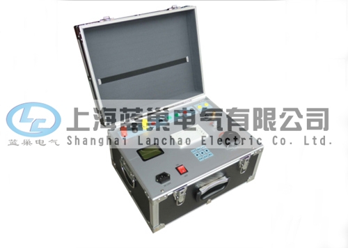 LCJB10A單相繼電保護(hù)測(cè)試儀是我公司在原有基礎(chǔ)上開發(fā)的高智能化、多功能繼電保護(hù)校驗(yàn)儀器。單相繼電保護(hù)測(cè)試儀采用微電腦技術(shù)，由單片機(jī)、邏輯控制單元、交直流電流電壓輸出單元、高精度數(shù)據(jù)采集單元、LCD液晶顯示器、實(shí)時(shí)時(shí)鐘、打印機(jī)等組成，測(cè)量精度高，重復(fù)性好。LCJB10A型單相繼電保護(hù)測(cè)試儀還具有外形美觀，性能可靠，操作簡(jiǎn)便，功能齊全等優(yōu)點(diǎn)，是校驗(yàn)繼電保護(hù)裝置理想的檢測(cè)儀器。