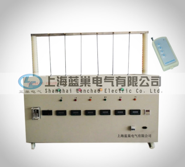 LCJX-6S遙控型絕緣靴絕緣手套耐壓儀是上海藍(lán)巢電氣根據(jù)國(guó)家電力公司發(fā)布的《電力安全工器具預(yù)防性試驗(yàn)規(guī)程》要求，并遵從廣大用戶(hù)反饋意見(jiàn)，不斷改進(jìn)而設(shè)計(jì)生產(chǎn)的絕緣靴（手套）批量試驗(yàn)的專(zhuān)用設(shè)備