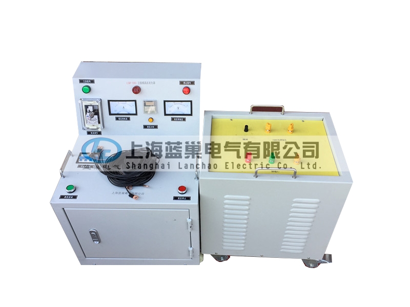 LCBP-15KVA三倍頻高壓發(fā)生器整個裝置采用一體化和分體式設(shè)計，操作更簡便，運輸更輕松，是新一代的電氣試驗設(shè)備。